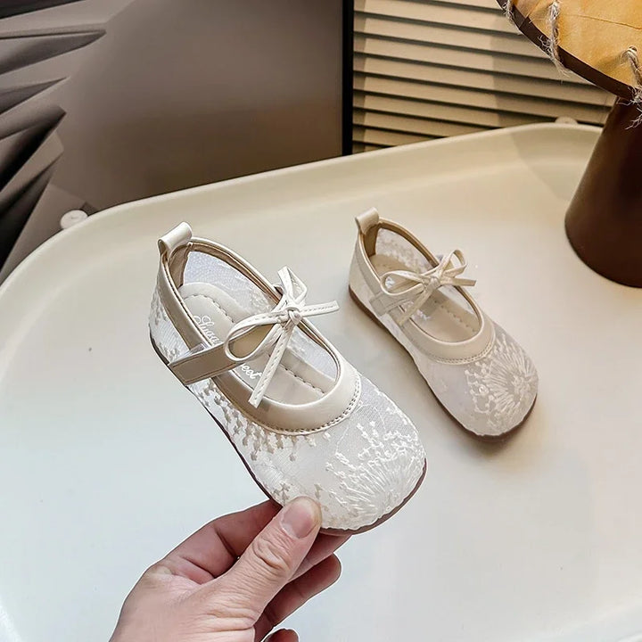 Childrens Casual Shoes with Bow Round Toe Non Slip Soft Sole Breathable 2025 New Summer Outdoor Mesh Girls Flat Shoes