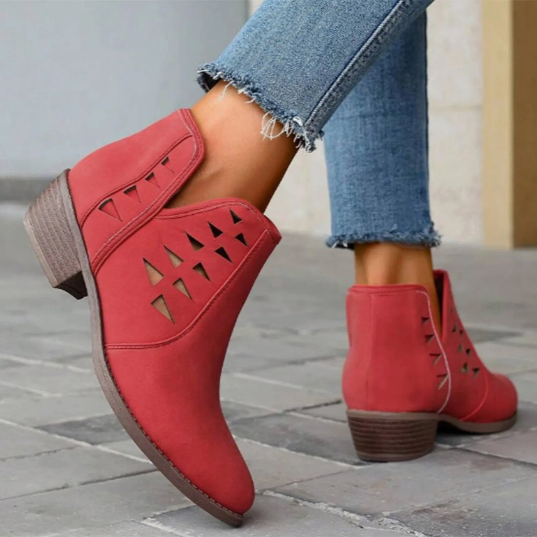 White Mesh Hollow Short Boots Breathable Pointed Toe Western Cowboy Boots Walking Ankle Boots Side Top Middle Tube Short Wear