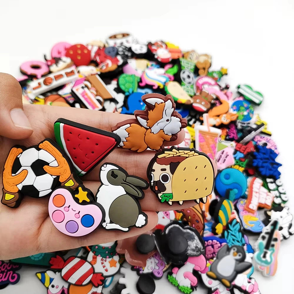 New 1Pcs Pink Cartnoon Candy Gife Shoes Charms for Crocs DIY  Clogs Kids Pin Decoration Jeans Shoe Accessories X-mas Wholesale