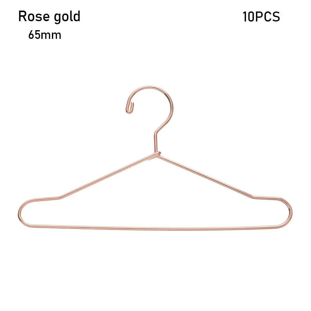 10Pcs Cute Mini Hangers Metal Doll Dress Clothes Stand for Organizer Doll Clothing Miniature Hangers Dollhouse Decorations